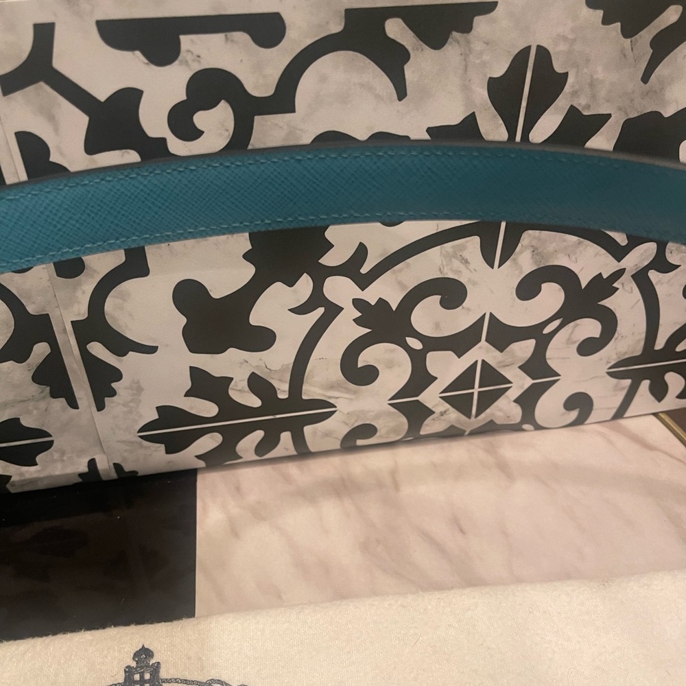 EUC Prada Turchese Saffiano Lux Convertible 2 in 1 Sound Bag - Picture 10 of 16